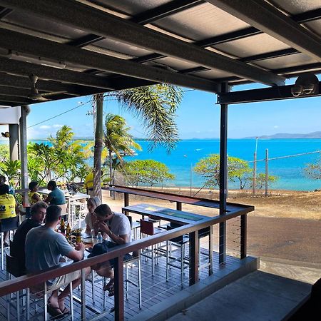 Grand Hotel Thursday Island Exterior foto